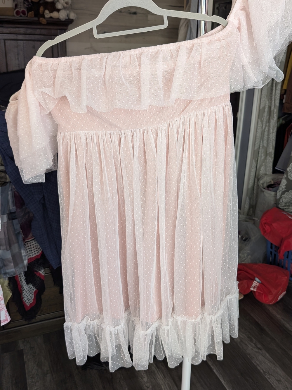 Ladies Off-Shoulder Pink Tulle Party Dress